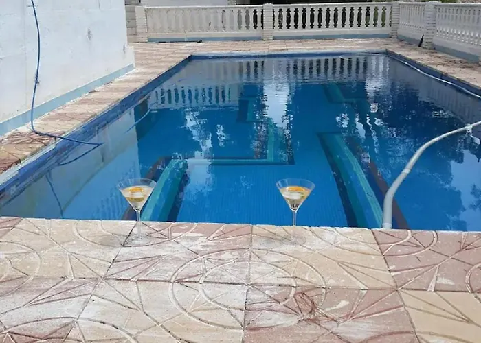 Near With Private Pool ヴィラ